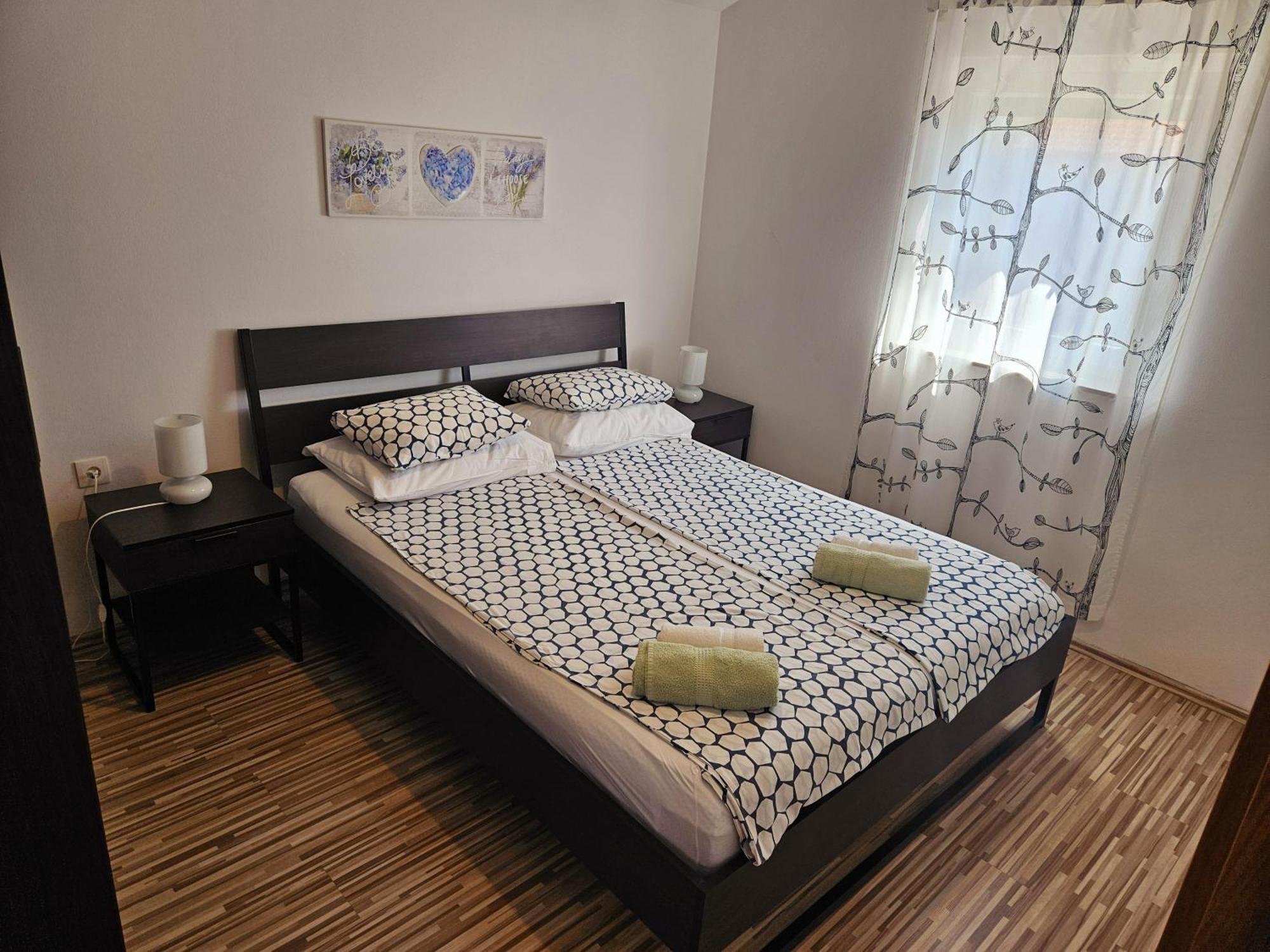 Apartments Cikac II - Modern Apartments By The Beach 만드레 외부 사진